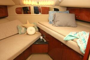 Photo 4418881 for 2004 Sea Ray 390 Motor Yacht  