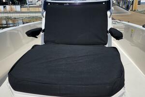 Photo 4418957 for 2023 Boston Whaler 220 Dauntless  