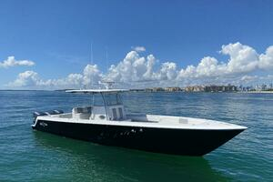  2017 Contender 39st Yacht For Sale in Miami FL