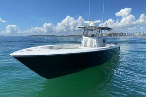  2017 Contender 39st Yacht For Sale in Miami FL
