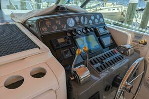 2000 Tiara Yachts 3500 Express thumbnail 12