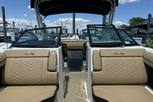 Photo 4424892 for 2021 Sea Ray SDX 270 Outboard  