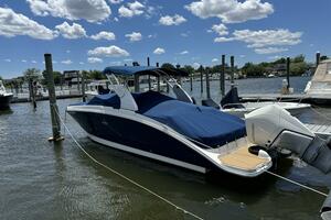 Photo 4424899 for 2021 Sea Ray SDX 270 Outboard  