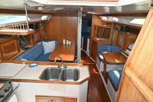 Quintessence 36ft Catalina Yacht For Sale