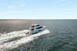 2022 Viking 75 Motor Yacht thumbnail 81