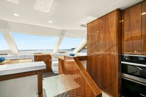 2022 Viking 75 Motor Yacht thumbnail 29