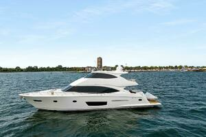 2022 Viking 75 Motor Yacht thumbnail 43