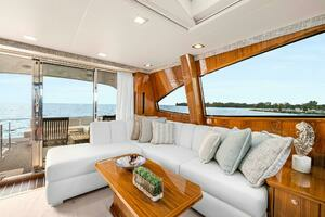 2022 Viking 75 Motor Yacht thumbnail 36