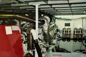 1990 Motor Yacht 70 Brata thumbnail 28