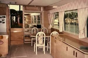 1990 Motor Yacht 70 Brata thumbnail 22