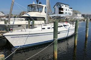 Photo 4426801 for 2003 Catalina 380  