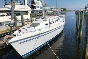 Photo 4426797 for 2003 Catalina 380  