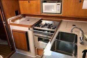 Photo 4426756 for 2003 Catalina 380  