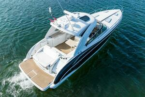 2014 40 Formula Super Sport Starboard Profile