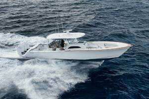 2023 Valhalla Boatworks V-46 thumbnail 3