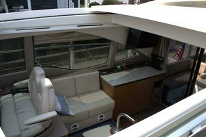 2017 Sea Ray 460 Sundancer thumbnail 70