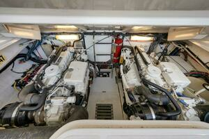 2004 Tiara Yachts 38 Open thumbnail 29