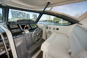2004 Tiara Yachts 38 Open thumbnail 25