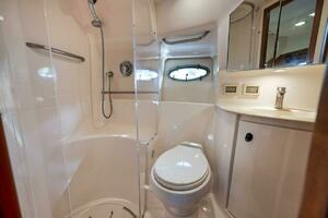 2004 Tiara Yachts 38 Open thumbnail 9