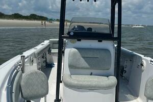 Flounder Pounder 23ft Sportsman Yacht For Sale