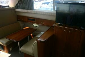 2001 Cruisers Yachts 3750 Motor Yacht thumbnail 33