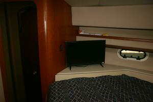2001 Cruisers Yachts 3750 Motor Yacht thumbnail 2
