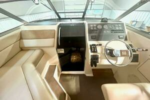 1988 Tiara Sport 310 Sport Cruiser thumbnail 7