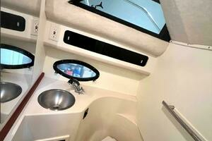 1988 Tiara Sport 310 Sport Cruiser thumbnail 22
