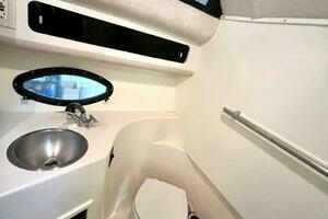 1988 Tiara Sport 310 Sport Cruiser thumbnail 6