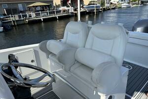 Photo 4448073 for 2013 Sea Hunt Gamefish 29  