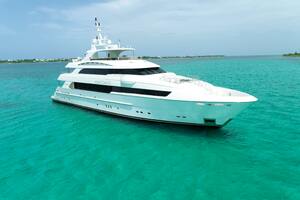 HOMECOMING 136ft Horizon Yacht For Sale