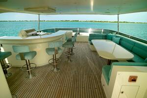 HOMECOMING 136ft Horizon Yacht For Sale