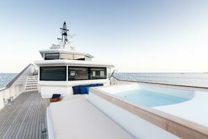 1983 Feadship thumbnail 43