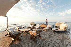 1983 Feadship thumbnail 40
