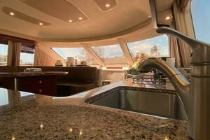 2006 Sea Ray 58 Sedan Bridge thumbnail 34
