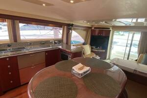 2006 Sea Ray 58 Sedan Bridge thumbnail 31