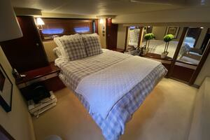 2006 Sea Ray 58 Sedan Bridge thumbnail 40