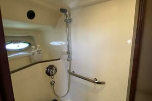 2006 Sea Ray 58 Sedan Bridge thumbnail 57