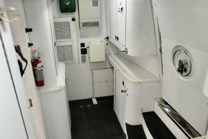 2001 DESTINY 98 WORK   STORAGE ROOM 2