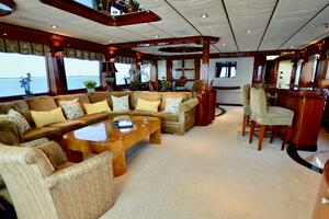 2001 DESTINY 98 MAIN SALON