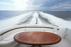 2006 Sea Ray 52 Sundancer thumbnail 17
