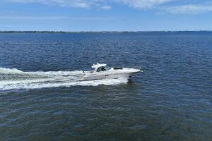 2006 Sea Ray 52 Sundancer thumbnail 4