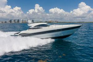 Veronique 2005 Pershing PERSHING 50 Yacht For Sale in Fort Lauderdale FL