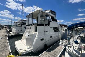 2001 Silverton 352 Motor Yacht thumbnail 2