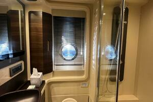 2015 Azimut 50 fly thumbnail 24