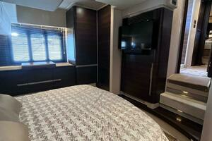 2015 Azimut 50 fly thumbnail 22