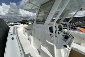 40FT (12.24M) INVINCIBLE