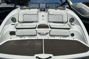 Photo 4455475 for 2014 Yamaha Boats 242 Limited S  