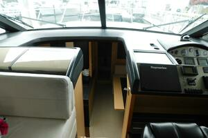 2011 Princess V52 thumbnail 18