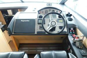 2011 Princess V52 thumbnail 14
